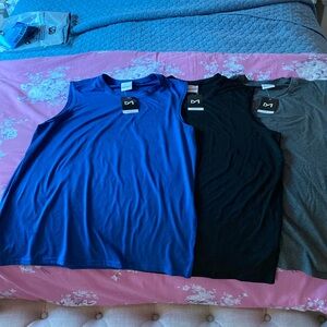 3 men’s XL WORK OUT Muscle shirts NWT wicking material. Blue, Black, Grey